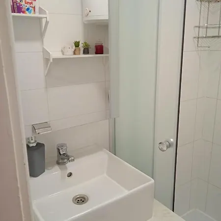 Anja Apartment *